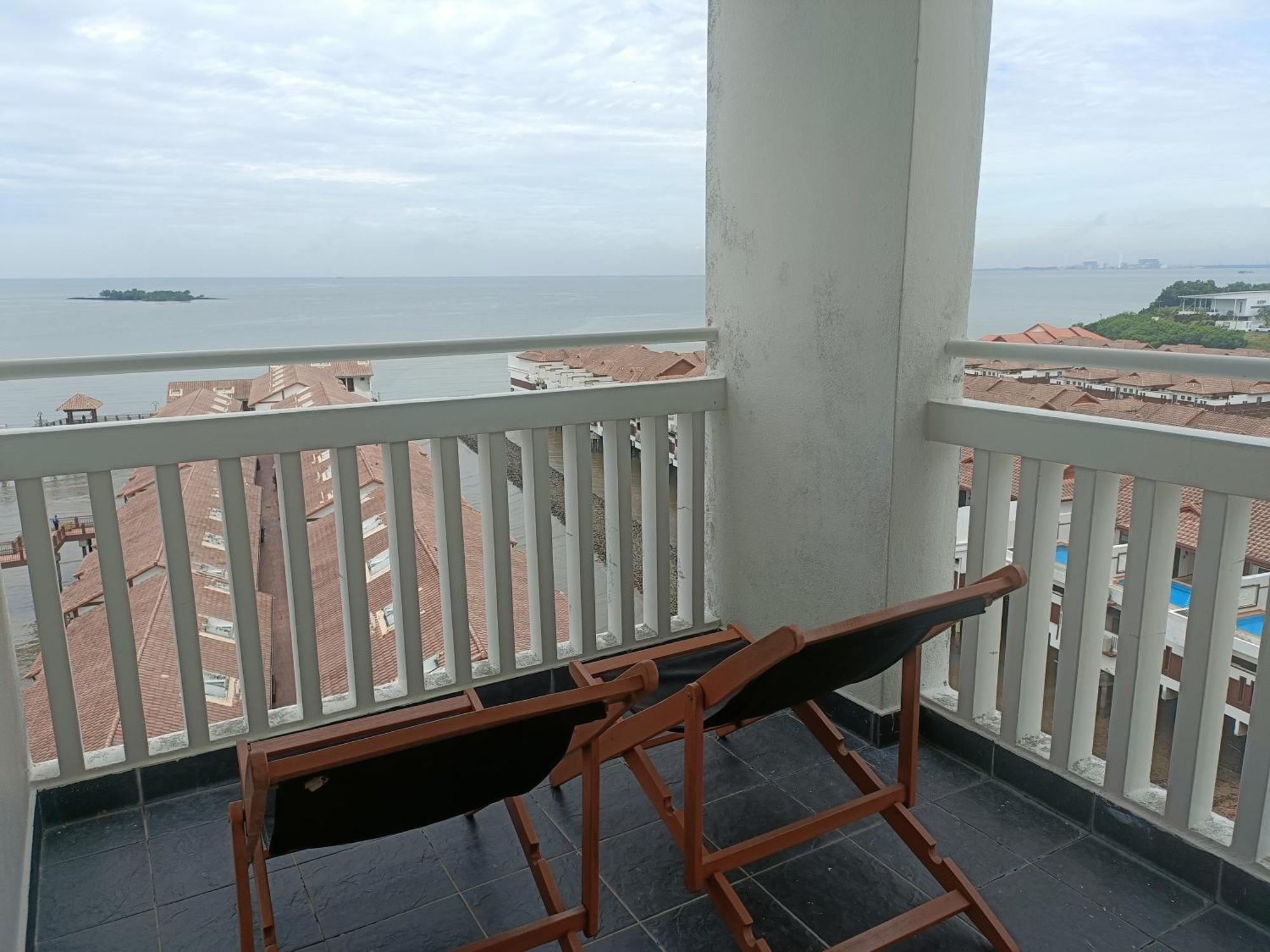 Pd Full Seaview Deluxe Aparthotel Port Dickson Kültér fotó